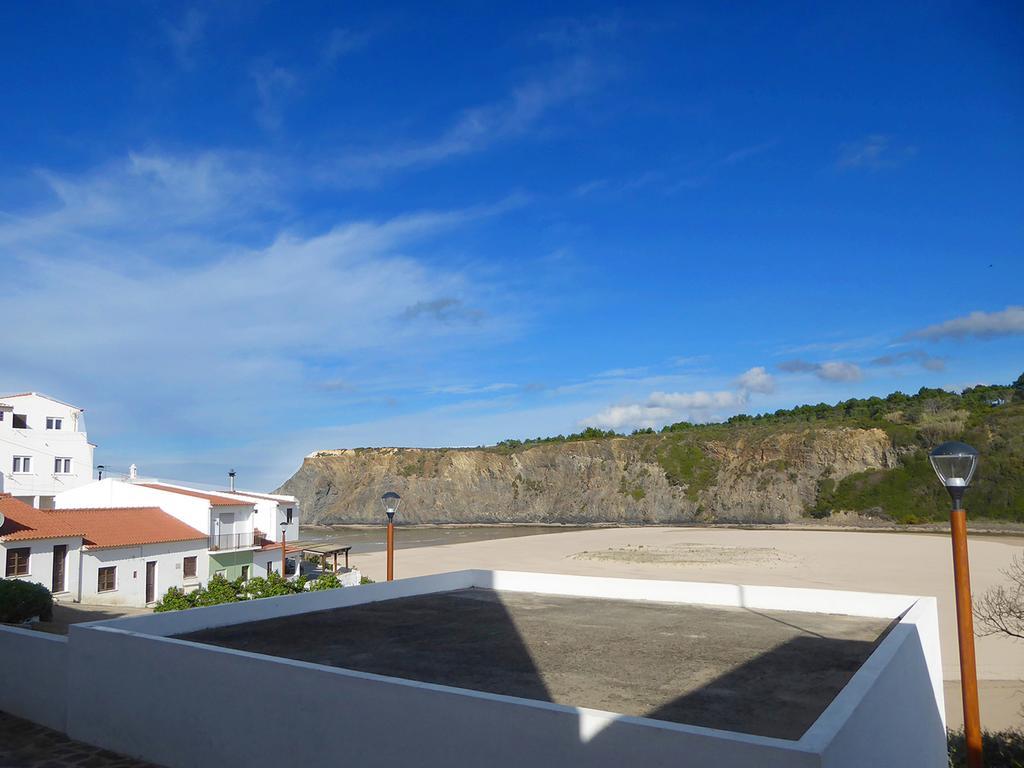 Pedra Dos Corvos Beach House Odeceixe Exterior foto